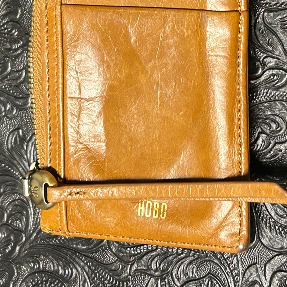 HOBO Tan Leather Card Wallet - Picture 6 of 7